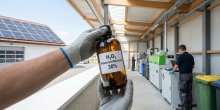 Wasserstoffperoxid entsorgen: So geben Sie Reste und Verpackungen sicher ab